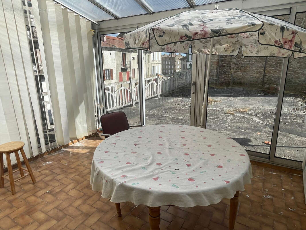 Appartement à PRADELLES