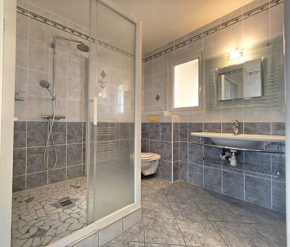 Appartement à ROMANS-SUR-ISERE