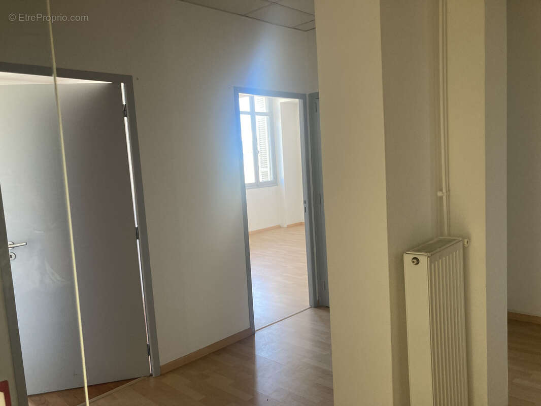 Commerce à LE BOUSCAT