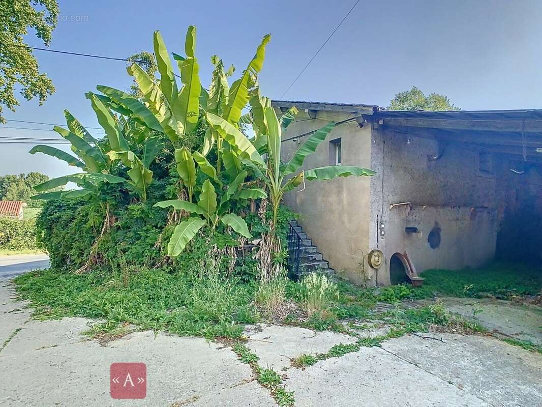 Maison à SAINT-SULPICE