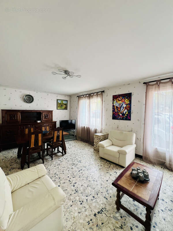 Maison à L&#039;ISLE-JOURDAIN