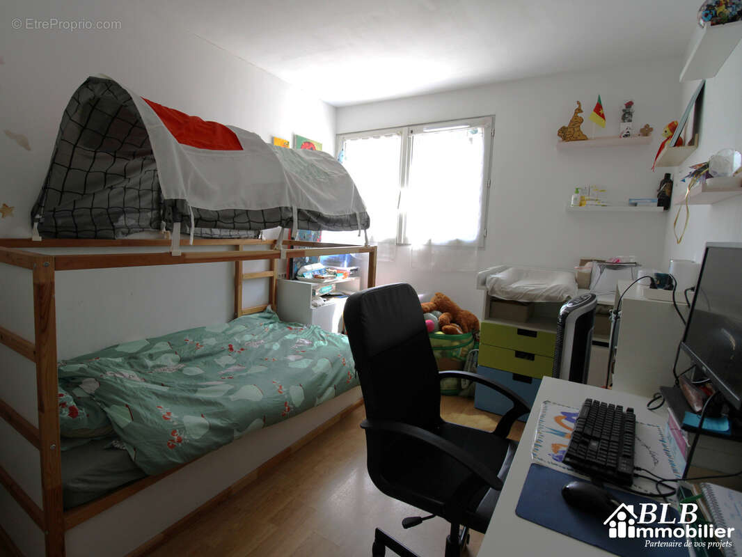 Appartement à MONTIGNY-LE-BRETONNEUX