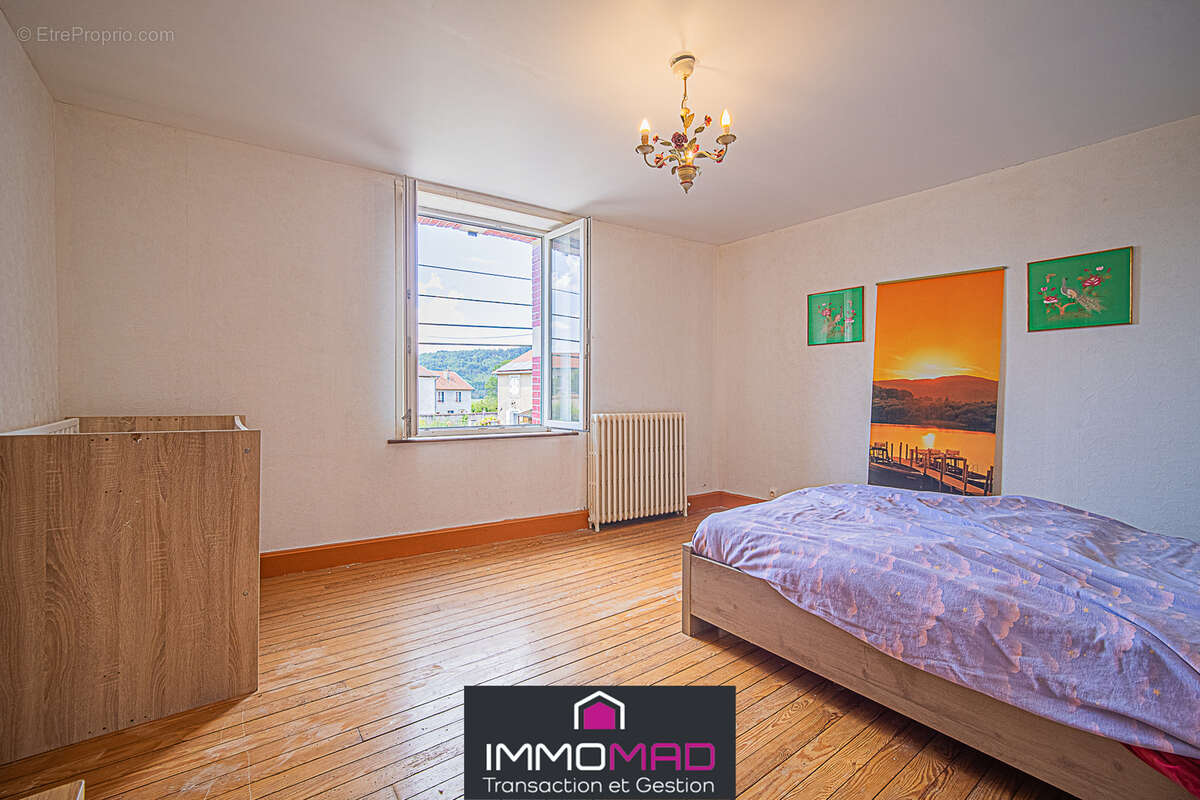 Maison à HAN-SUR-MEUSE