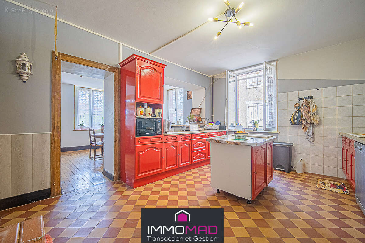 Maison à HAN-SUR-MEUSE