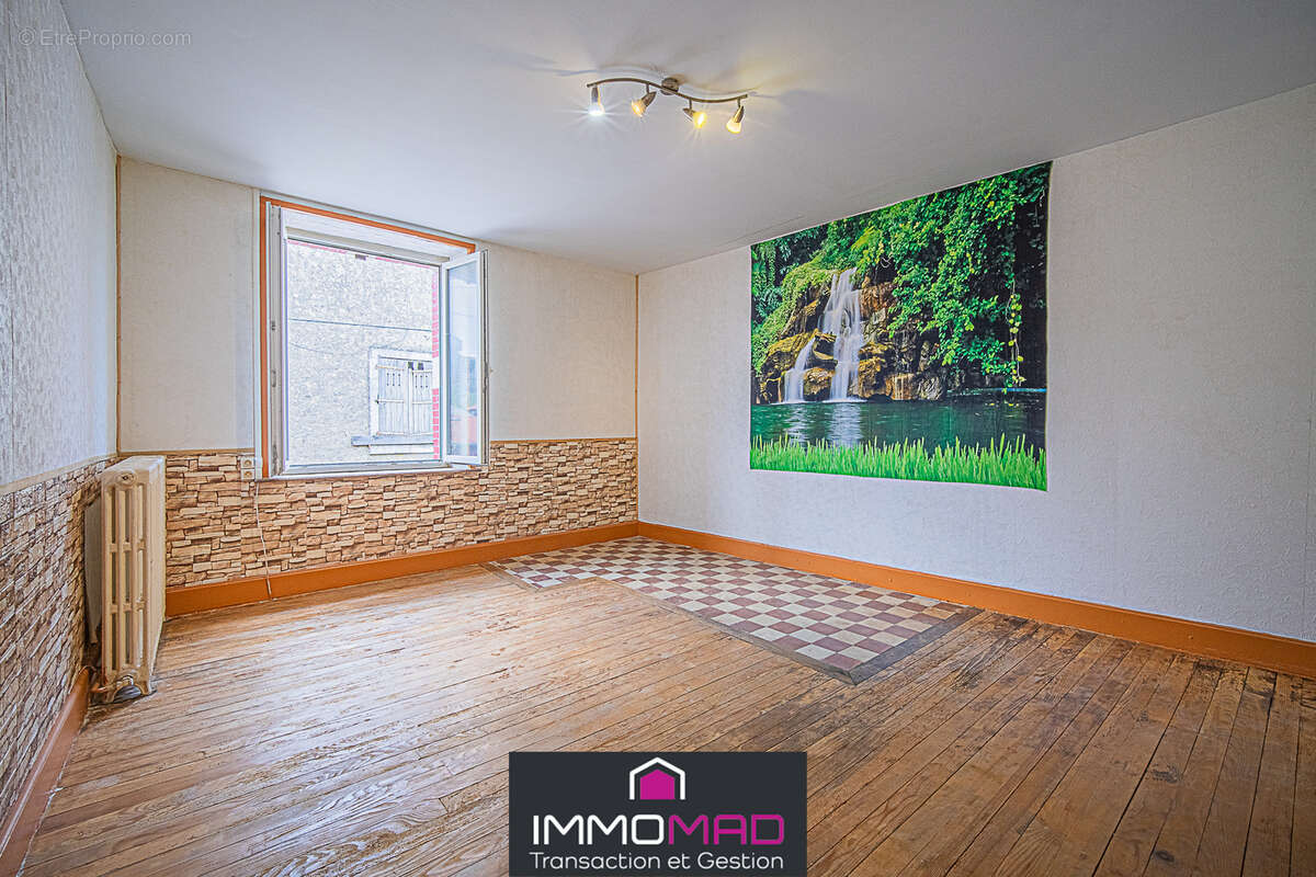 Maison à HAN-SUR-MEUSE