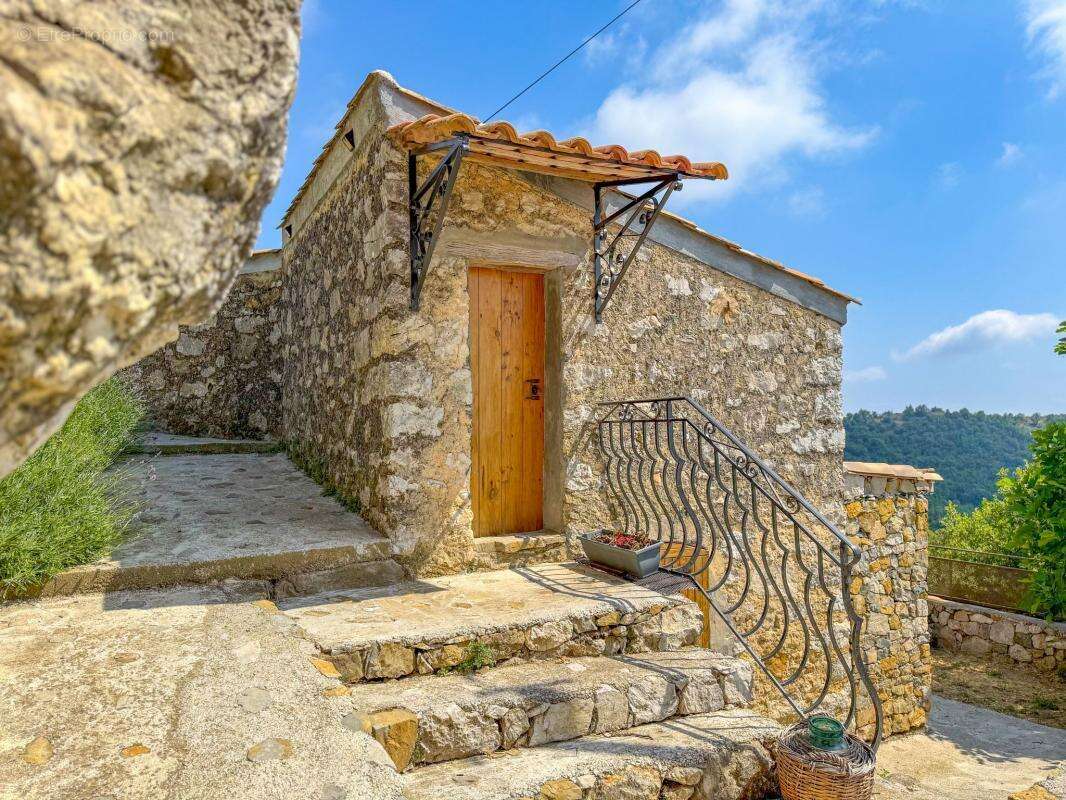 Maison à TOUET-DE-L&#039;ESCARENE