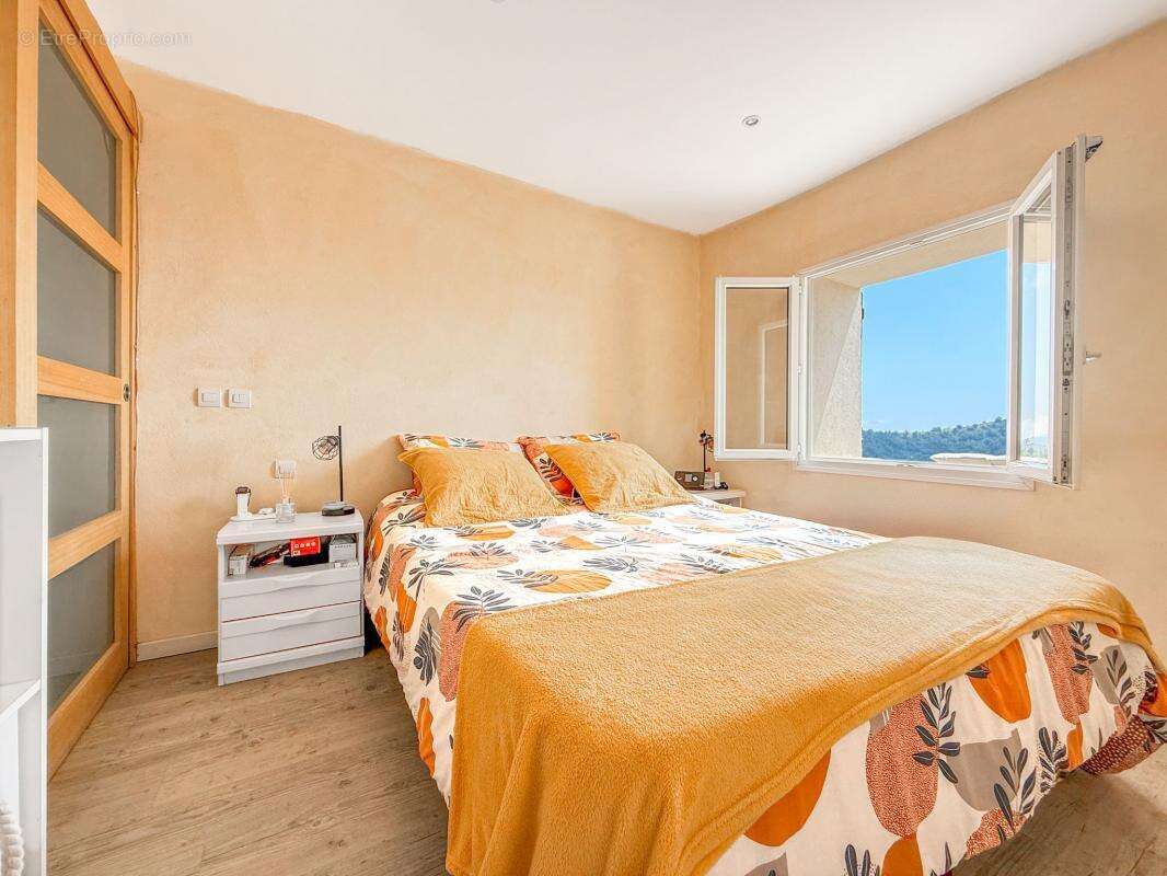 Maison à TOUET-DE-L&#039;ESCARENE