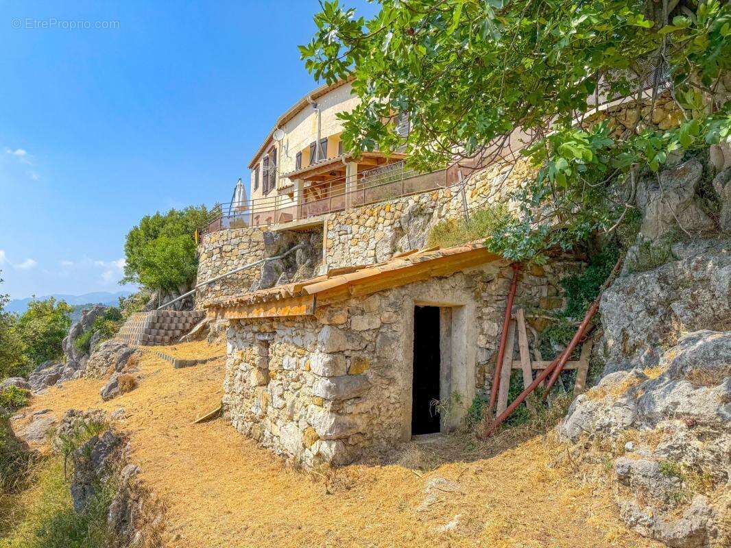 Maison à TOUET-DE-L&#039;ESCARENE