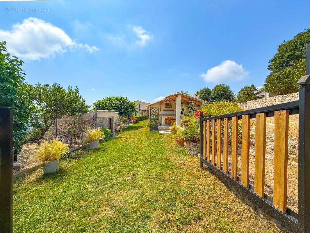 Maison à TOUET-DE-L&#039;ESCARENE