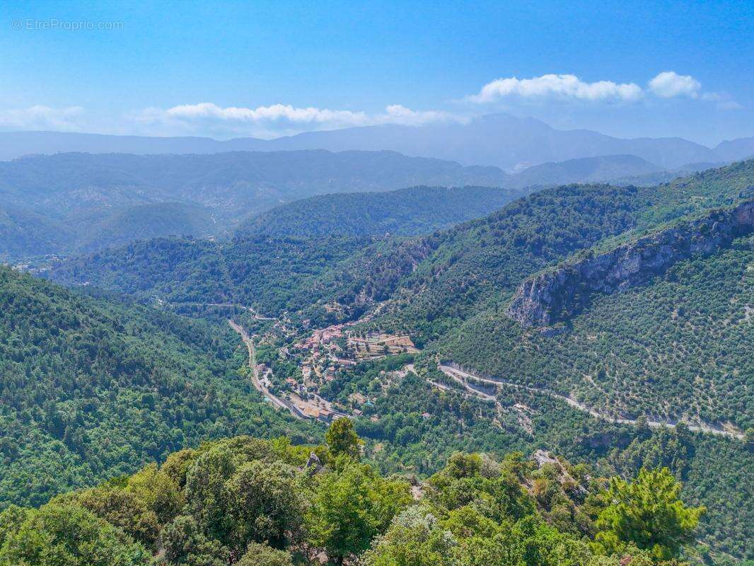 Maison à TOUET-DE-L&#039;ESCARENE