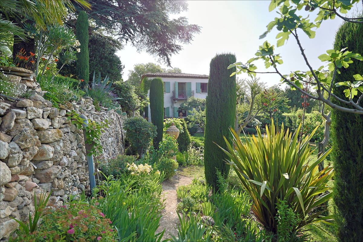 Maison à AIX-EN-PROVENCE