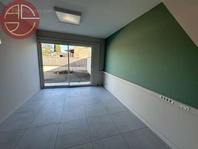 Commerce à TOURNEFEUILLE