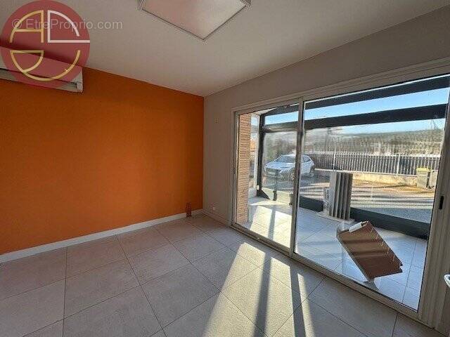 Commerce à TOURNEFEUILLE