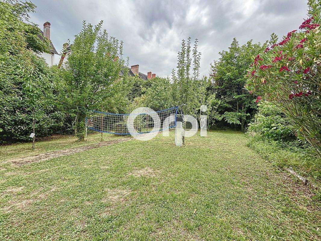 Maison à BRIVE-LA-GAILLARDE