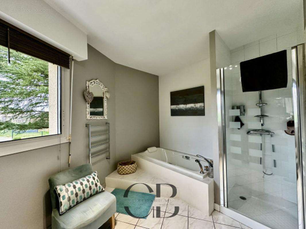 Maison à MOULEYDIER