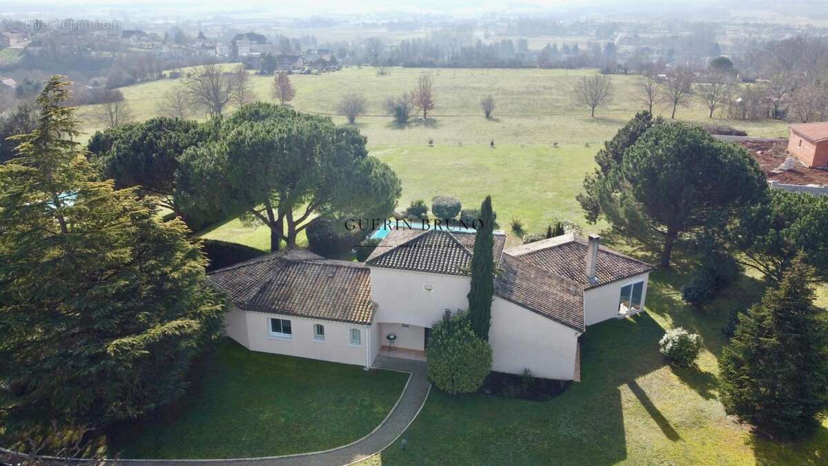 Maison à MOULEYDIER