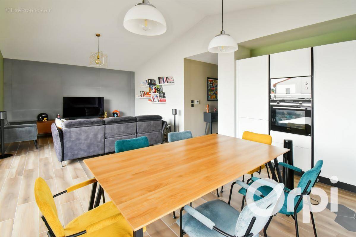 Appartement à MALISSARD