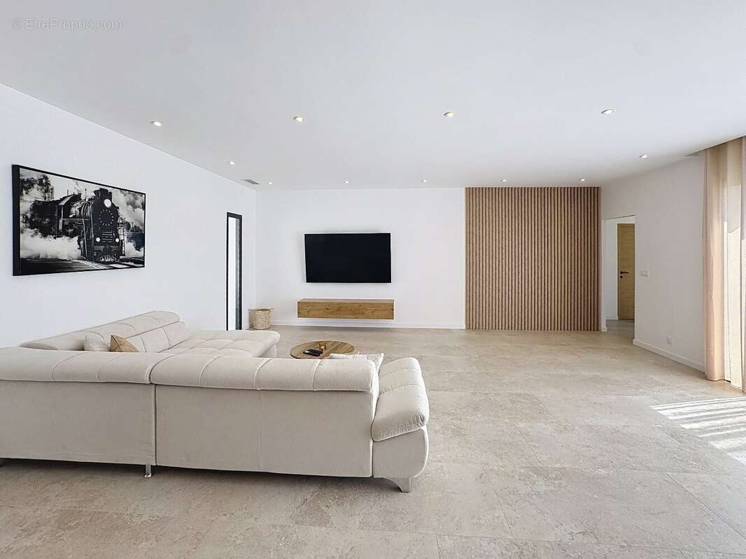 Maison à CLERMONT-L&#039;HERAULT