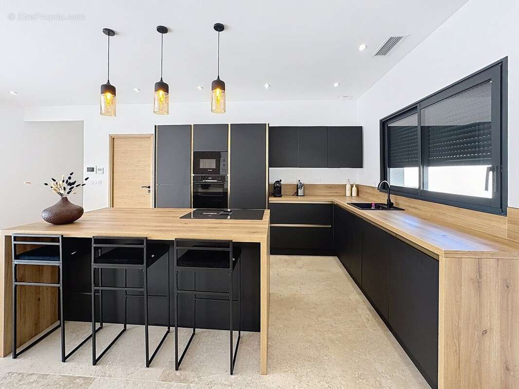 Maison à CLERMONT-L&#039;HERAULT