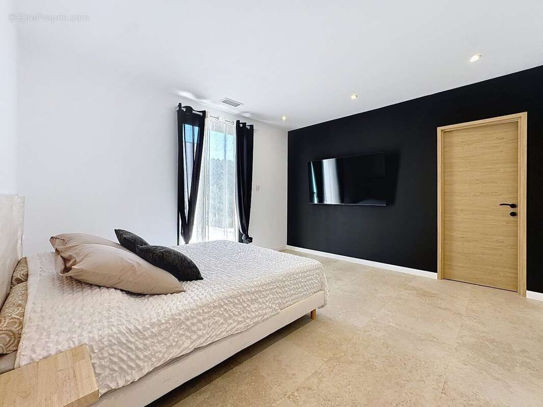 Maison à CLERMONT-L&#039;HERAULT