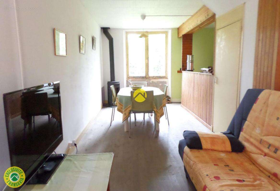 Maison à BENEVENT-L&#039;ABBAYE