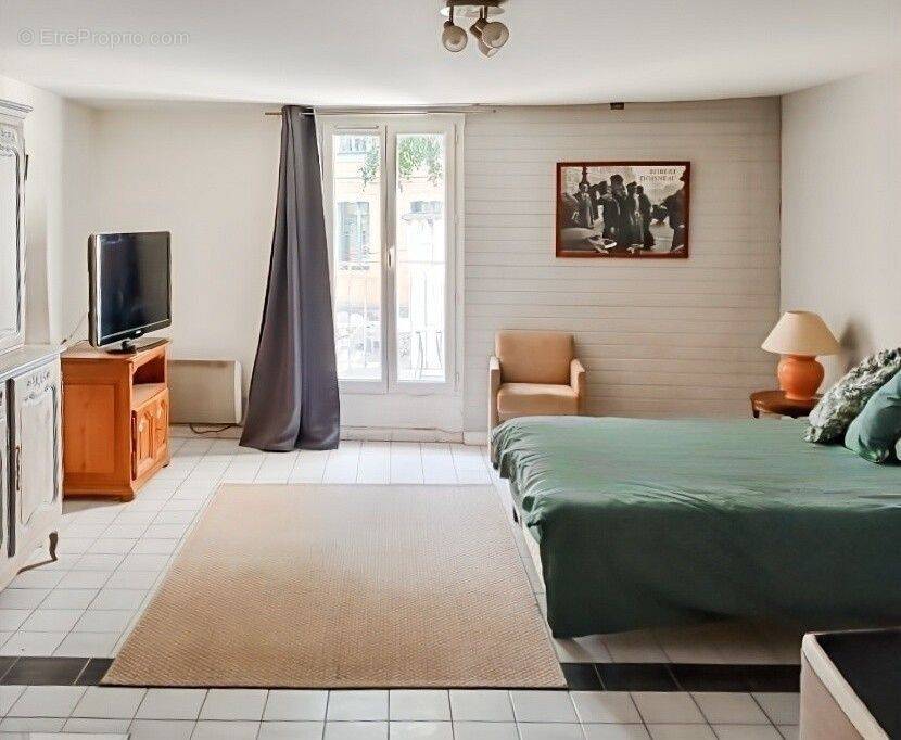 Appartement à UZES