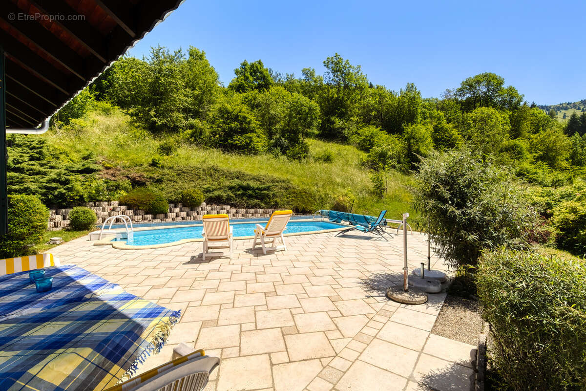 Maison à HABERE-POCHE