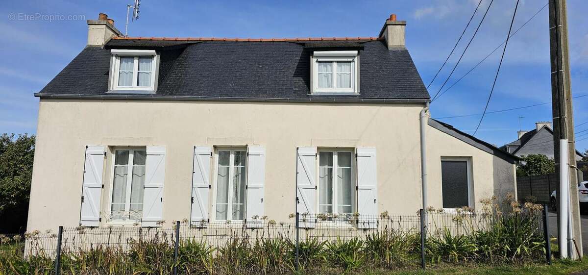 Maison à CAMARET-SUR-MER