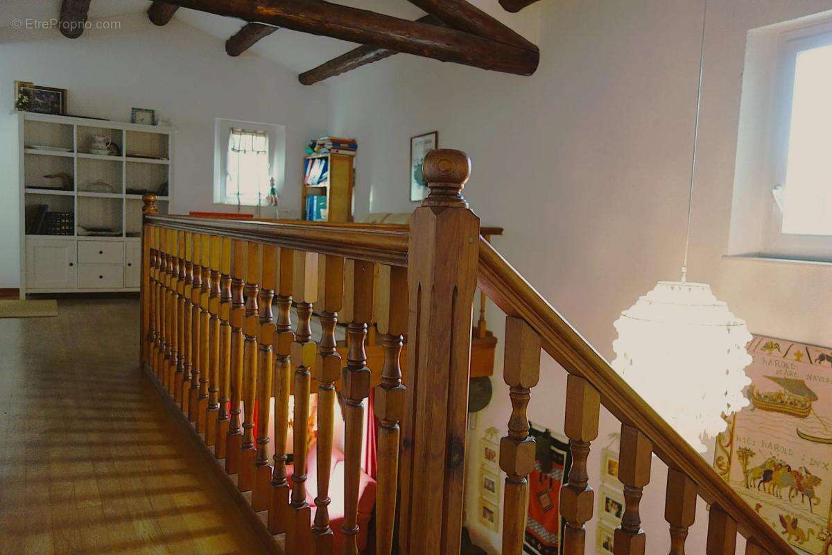 Maison à ENTRECHAUX