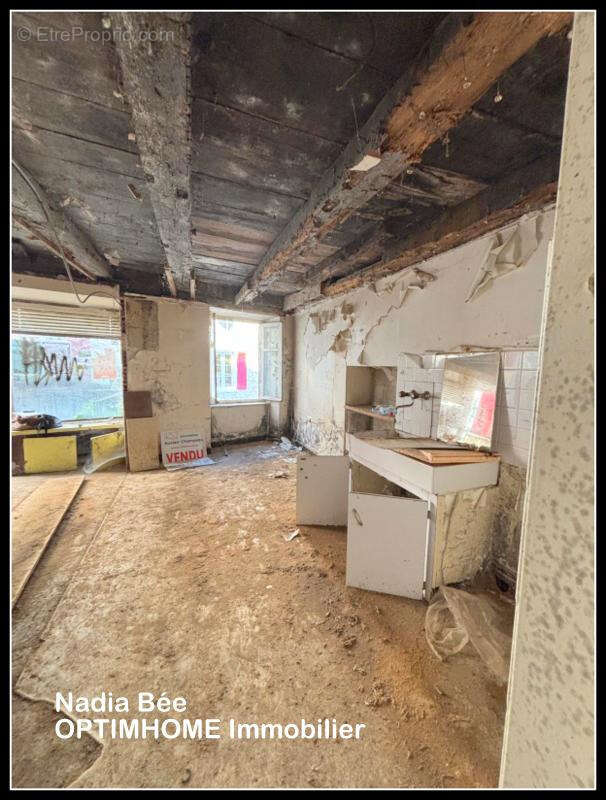 Maison à EYMOUTIERS