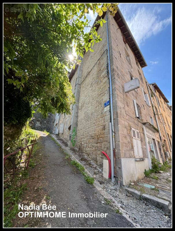Maison à EYMOUTIERS