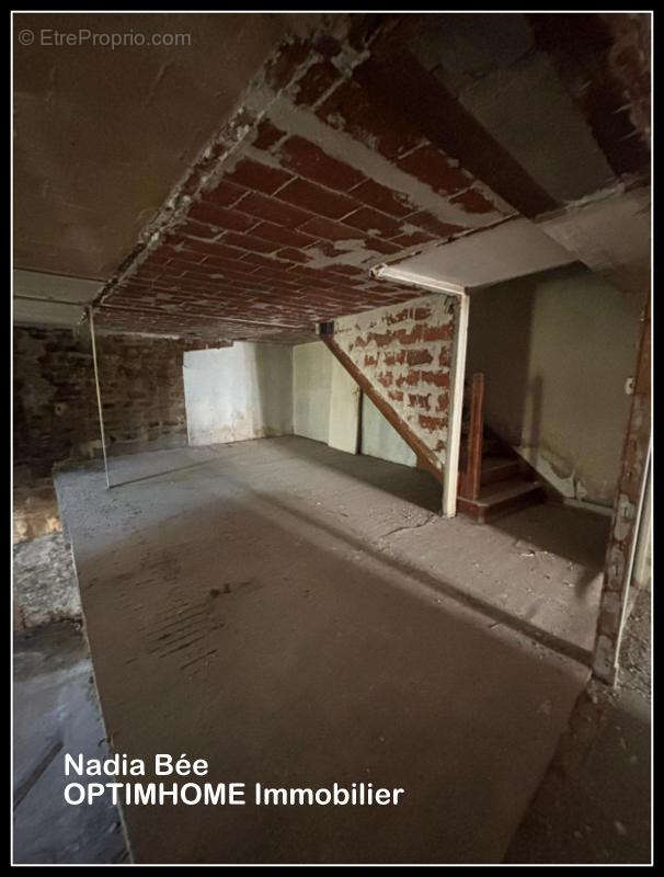 Maison à EYMOUTIERS