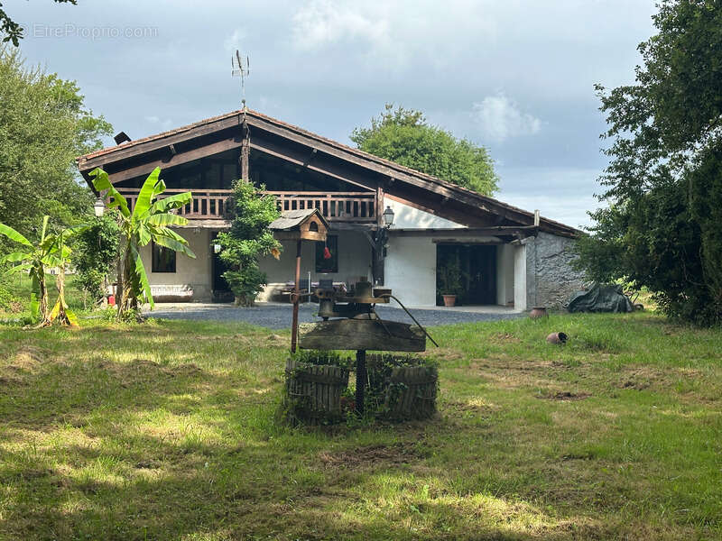 Maison à LABASTIDE-D&#039;ARMAGNAC