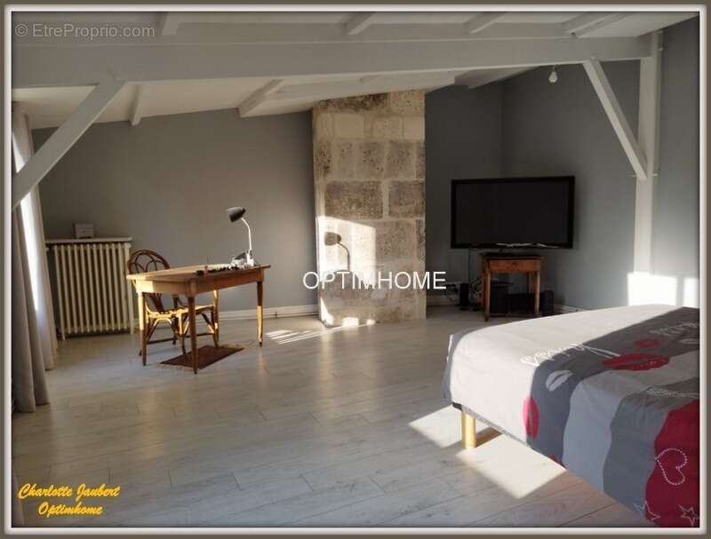 Maison à BLANZAC-PORCHERESSE