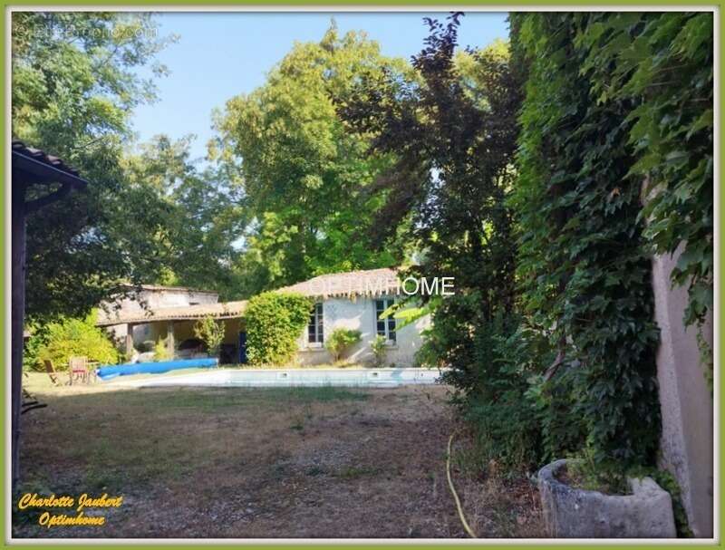 Maison à BLANZAC-PORCHERESSE