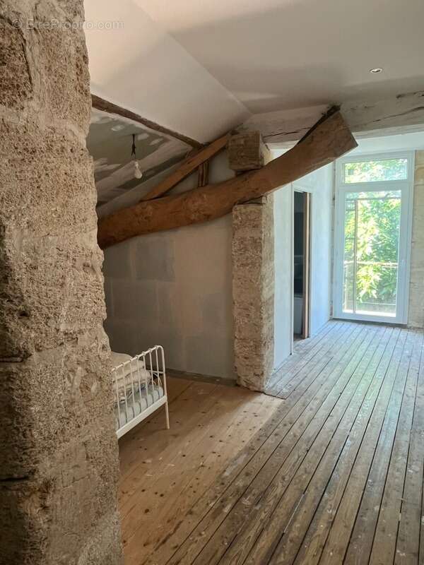 Maison à PUISSEGUIN