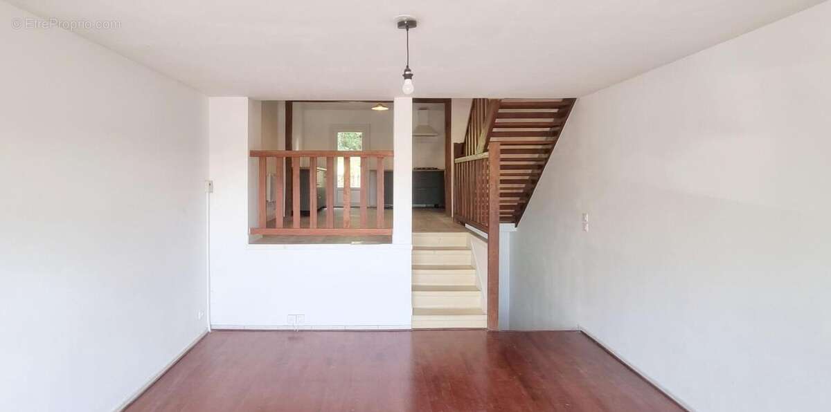 Maison à TREMENTINES