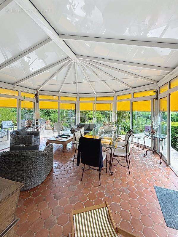 Maison à CHAMPIGNY-SOUS-VARENNES