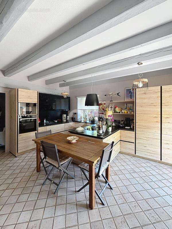 Maison à CHAMPIGNY-SOUS-VARENNES