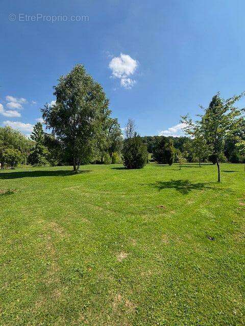Maison à CHAMPIGNY-SOUS-VARENNES