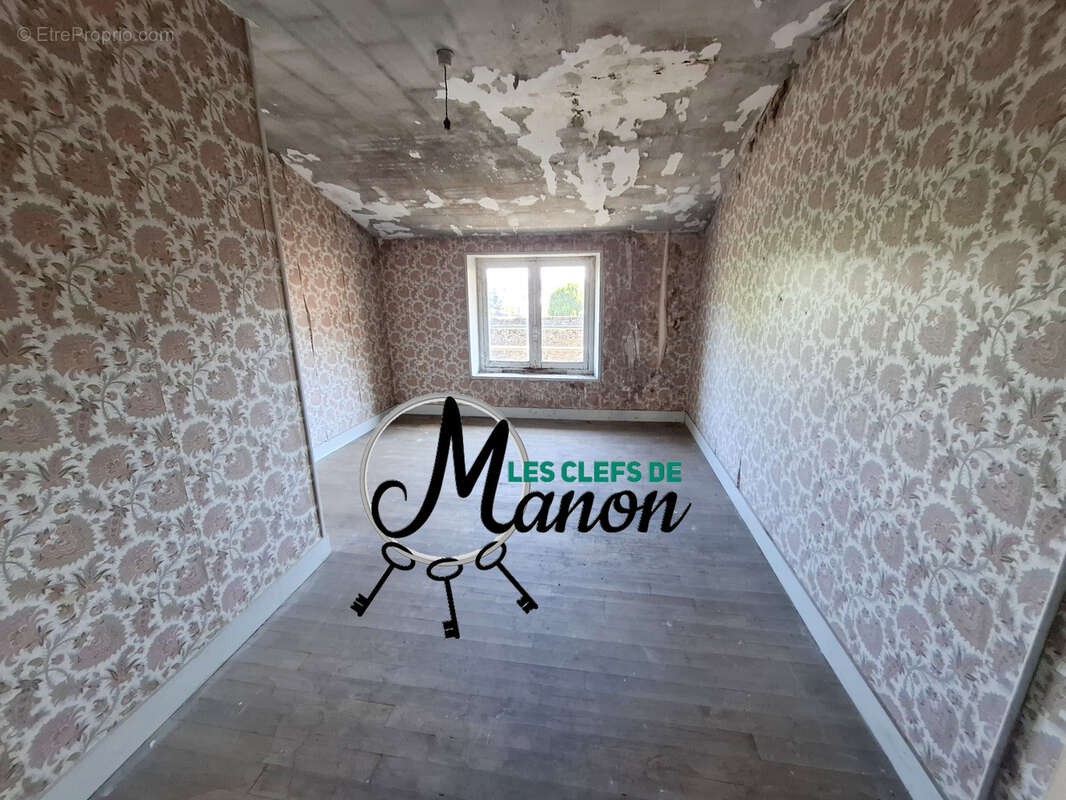 Maison à BESSINES-SUR-GARTEMPE