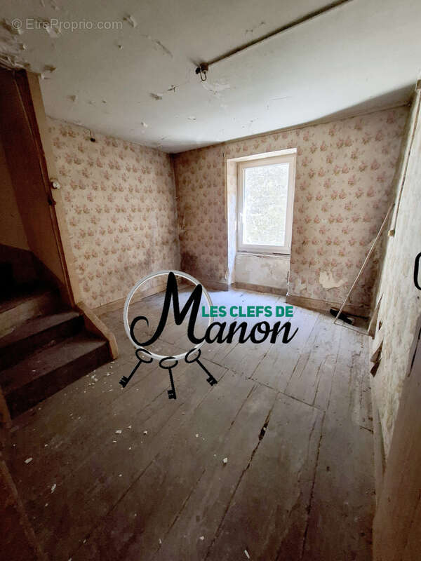 Maison à BESSINES-SUR-GARTEMPE