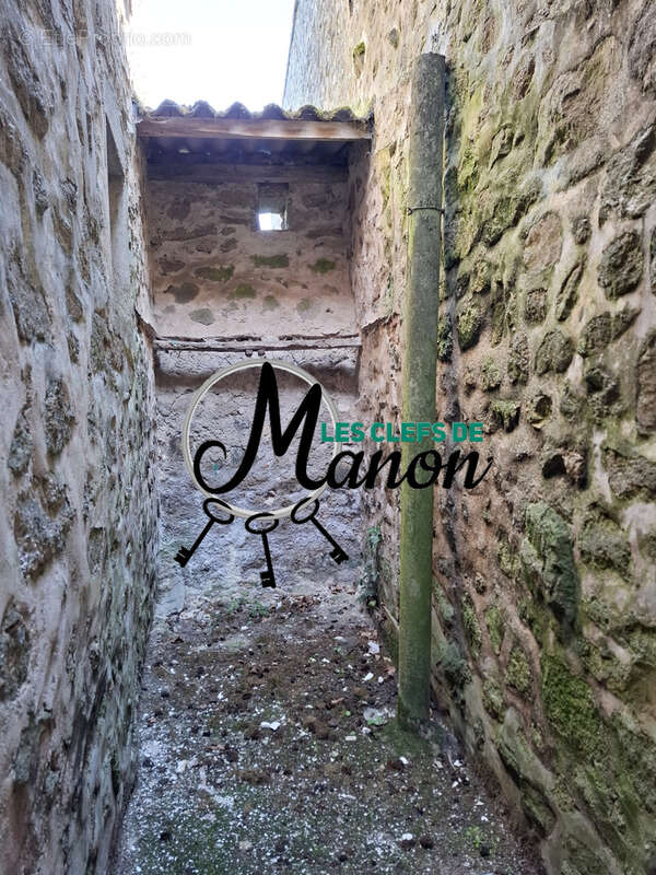 Maison à BESSINES-SUR-GARTEMPE