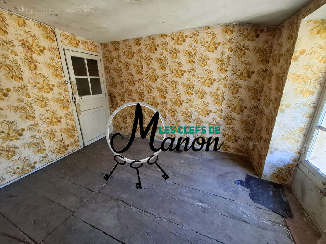 Maison à BESSINES-SUR-GARTEMPE