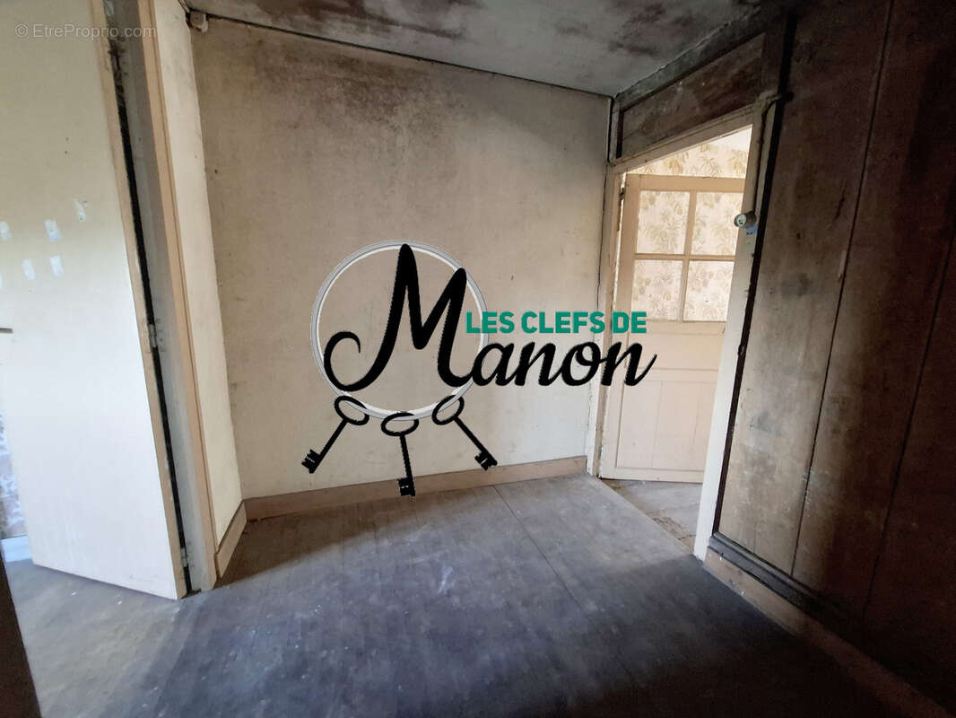 Maison à BESSINES-SUR-GARTEMPE