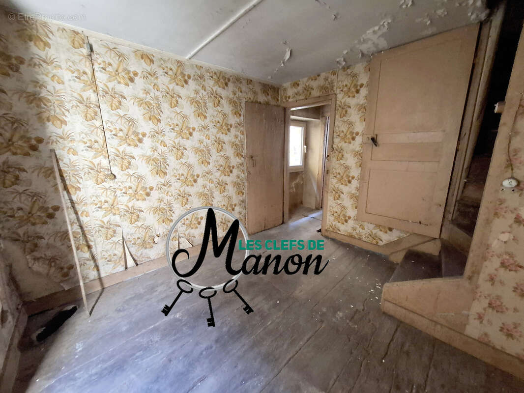 Maison à BESSINES-SUR-GARTEMPE