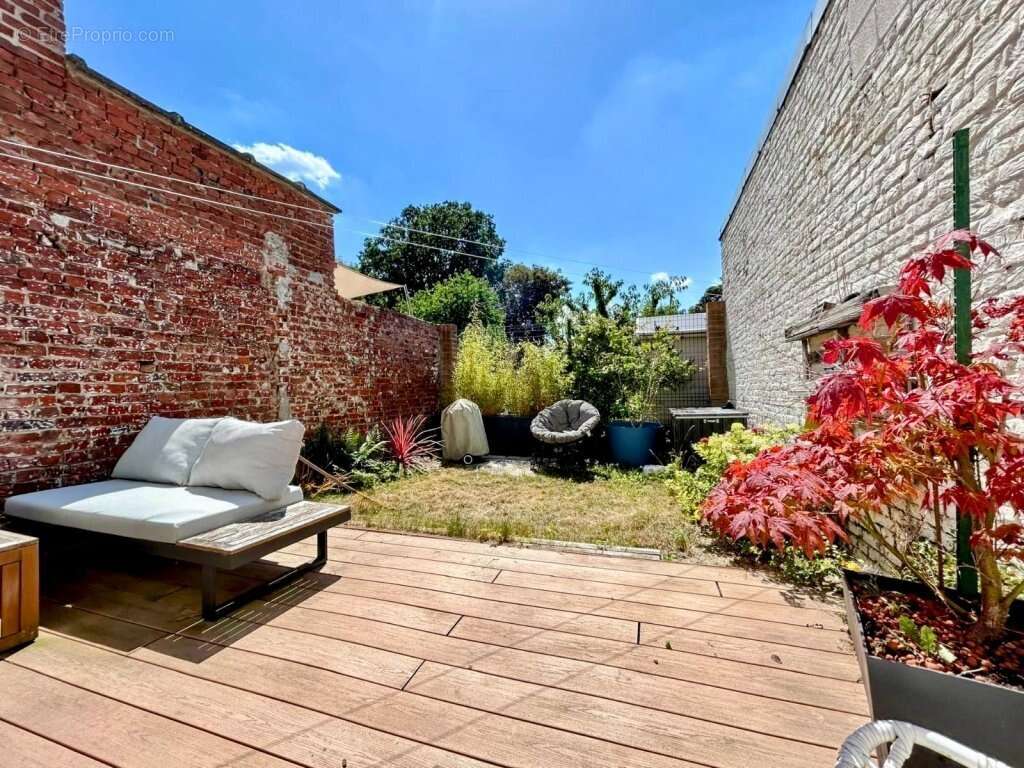 Maison à QUESNOY-SUR-DEULE