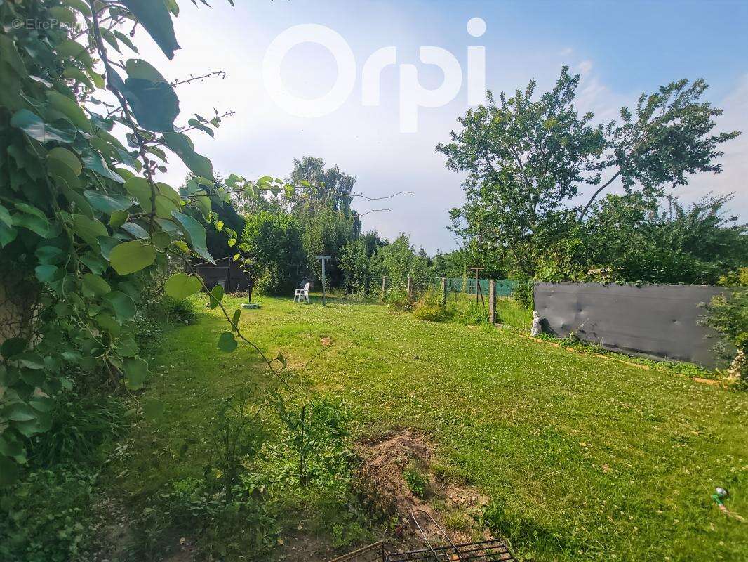 Maison à MOYENNEVILLE