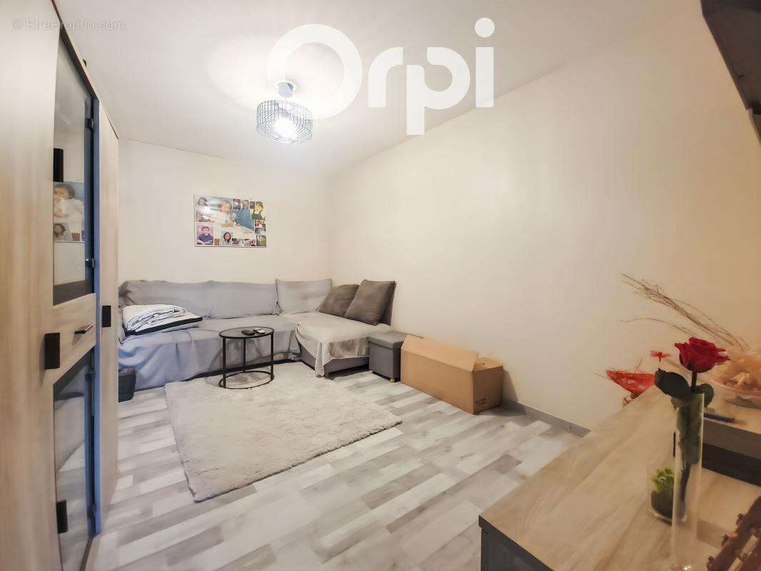 Maison à MOYENNEVILLE