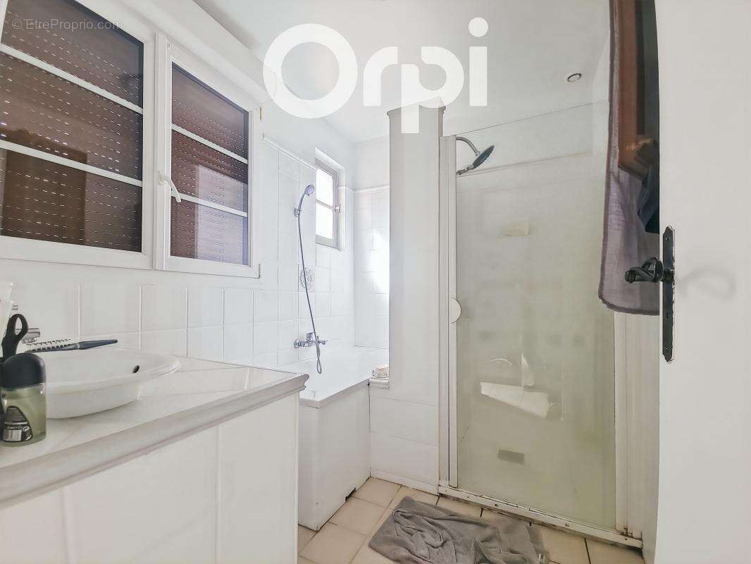 Maison à MOYENNEVILLE